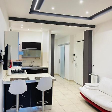 Bilocale_Torino_Deluxe Appartement Buitenkant foto