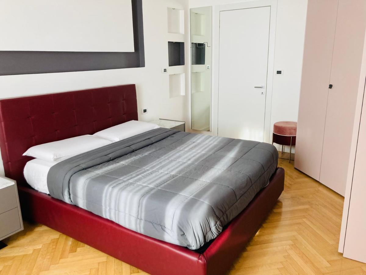 Bilocale_Torino_Deluxe Appartement Buitenkant foto