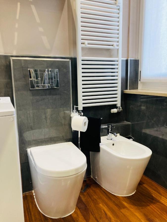 Bilocale_Torino_Deluxe Appartement Buitenkant foto