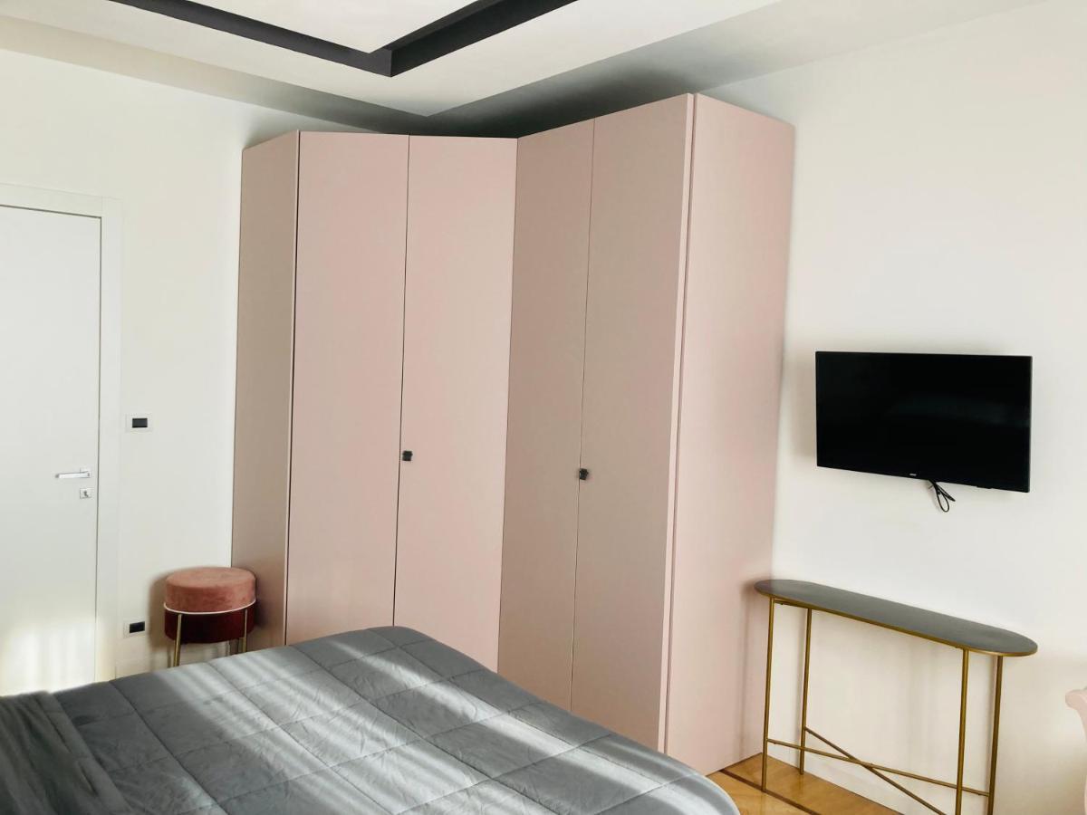 Bilocale_Torino_Deluxe Appartement Buitenkant foto